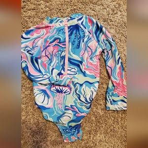 Tommy Bahama Swimsuit size 12 months